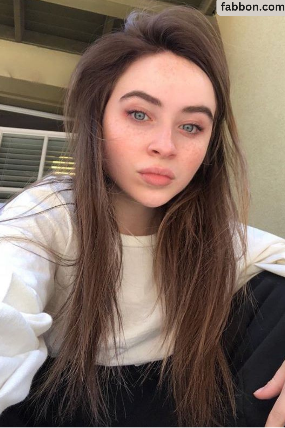 sabrina-without-makeup-and-long-hair