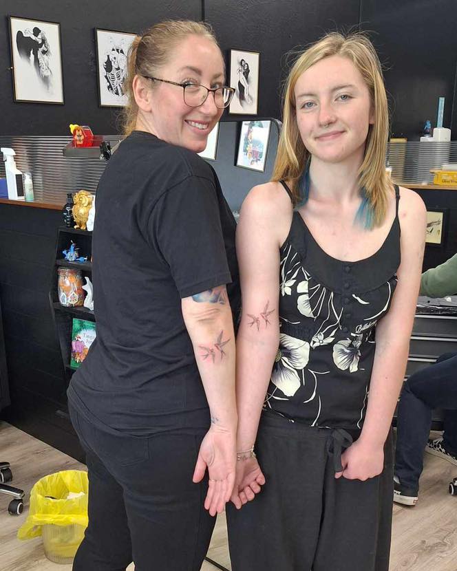 sparrow-matching-tattoo-for-mother-daughter