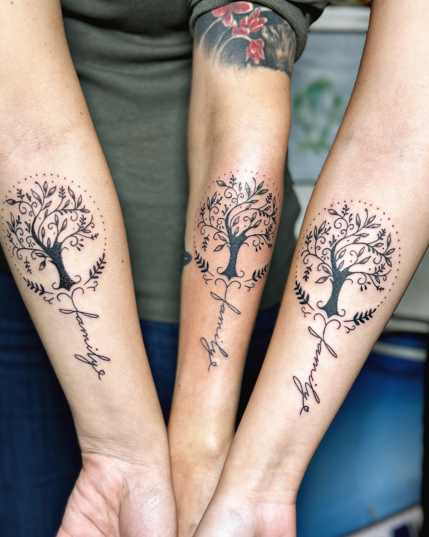 family-text-with-tree-of-life-matching-tattoo-for-mom-daughter