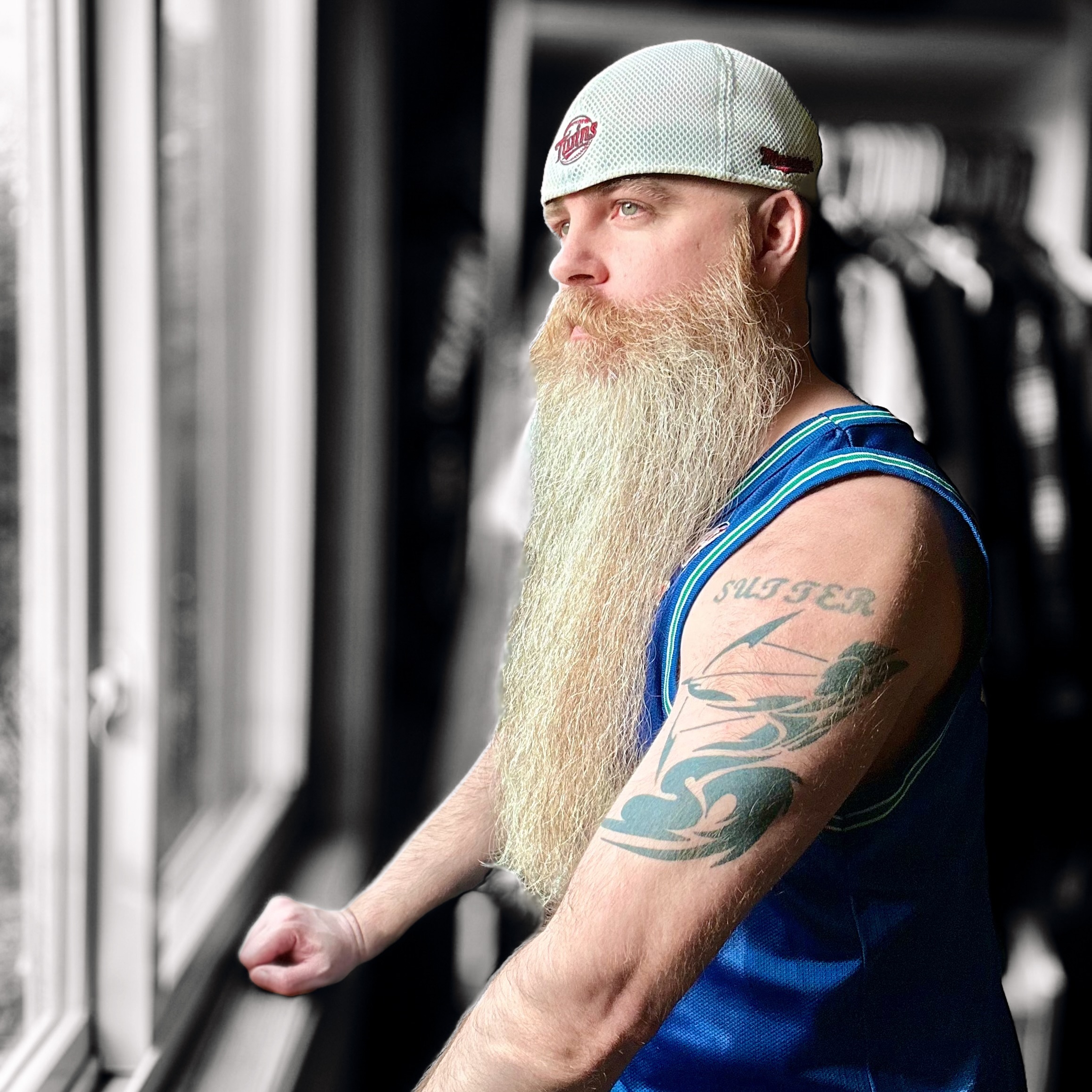 short-hair-with-long-beard