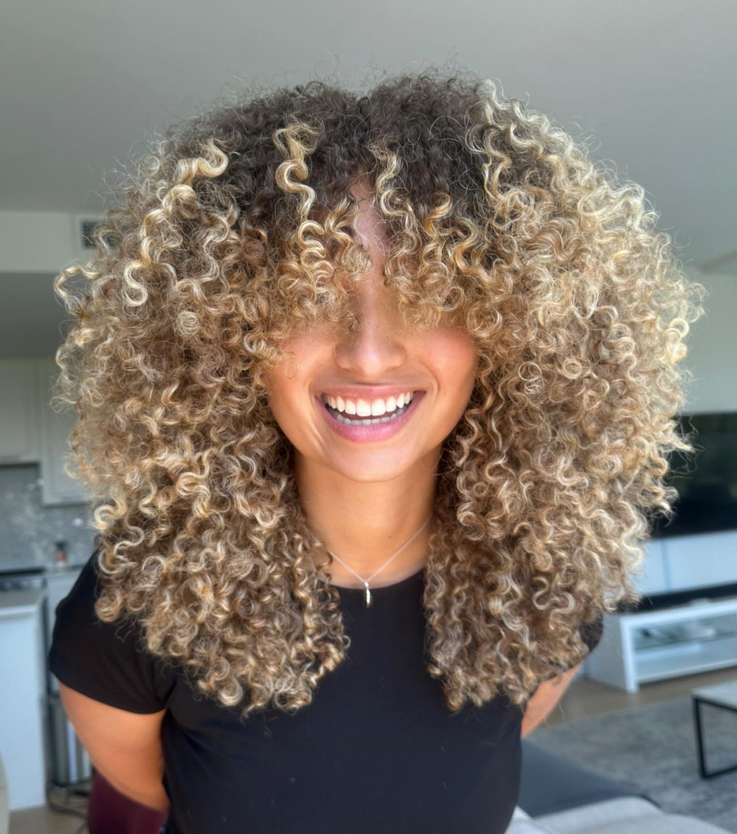 blonde-balayage-for-curly-hair