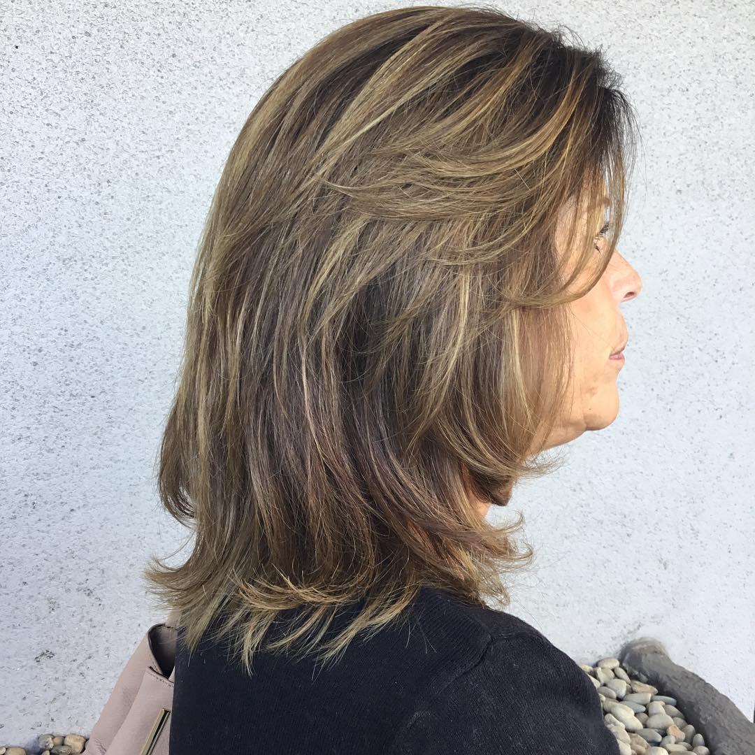 layered-hair-with-highlights
