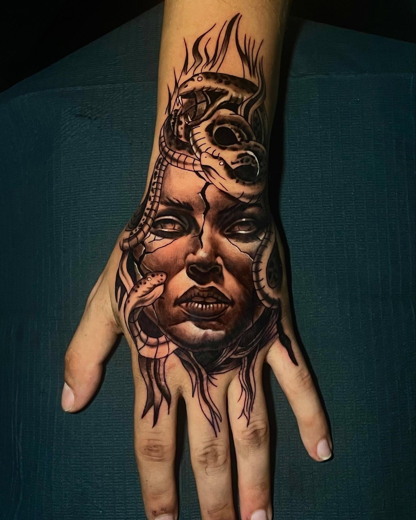 medusa-tattoo-on-wrist