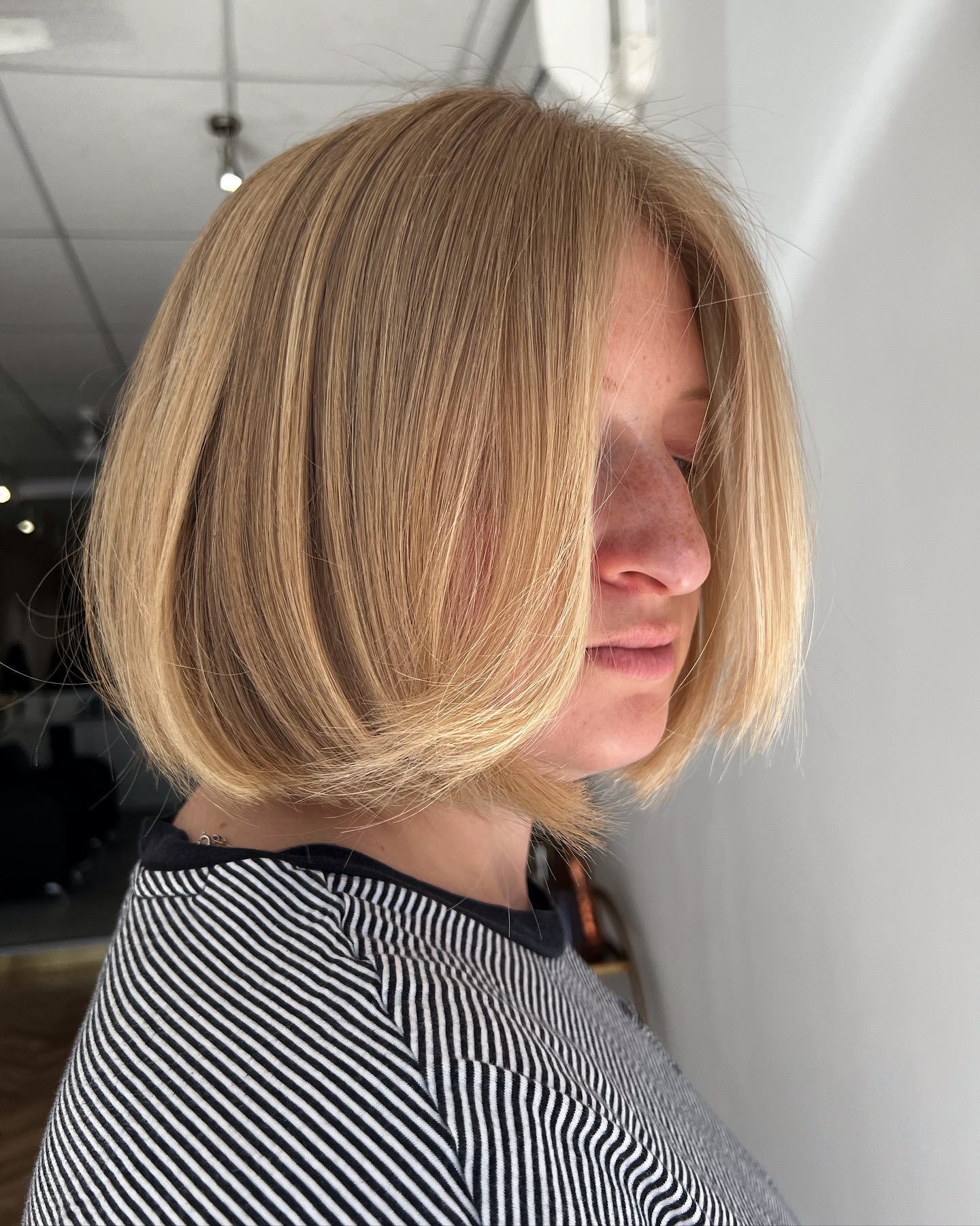 bob-with-face-framing-layers