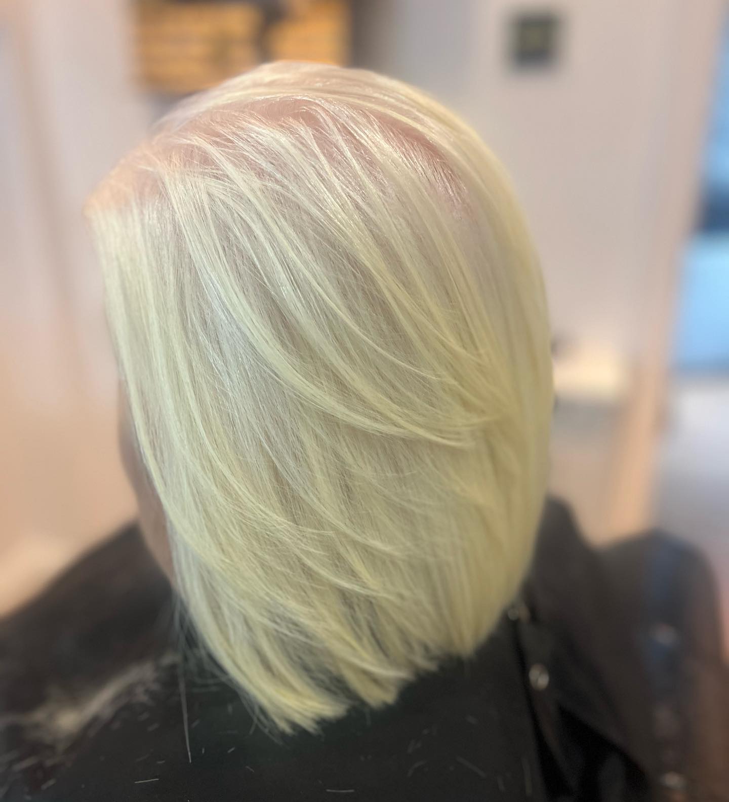 layered-bob-silver-hair