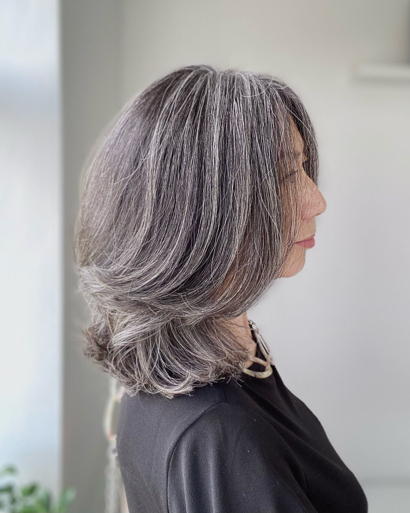 layered-gray-hair