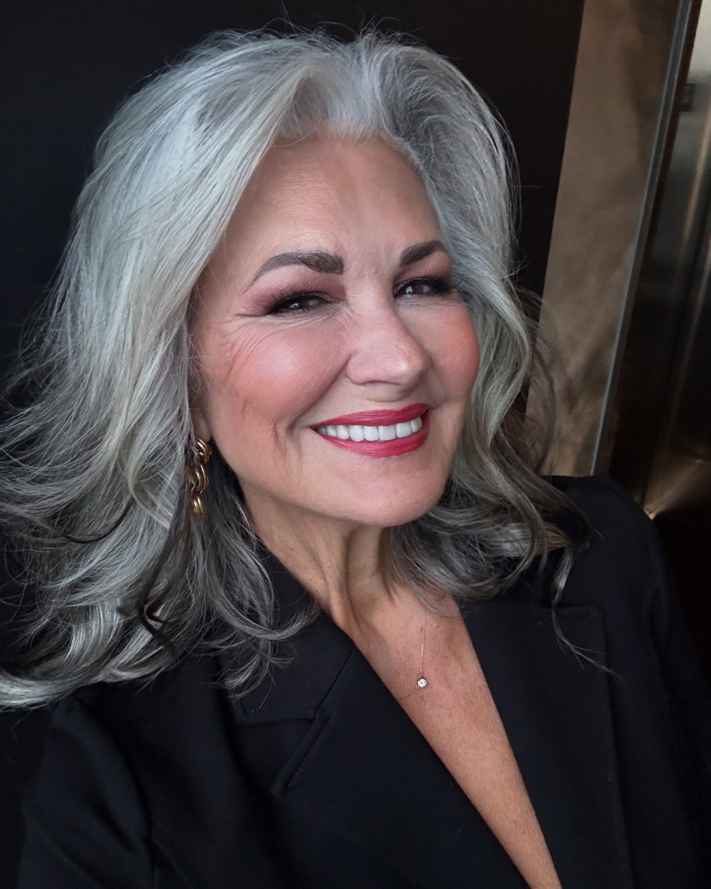 natural-gray-hair
