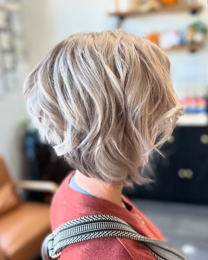 gray-wavy-hair