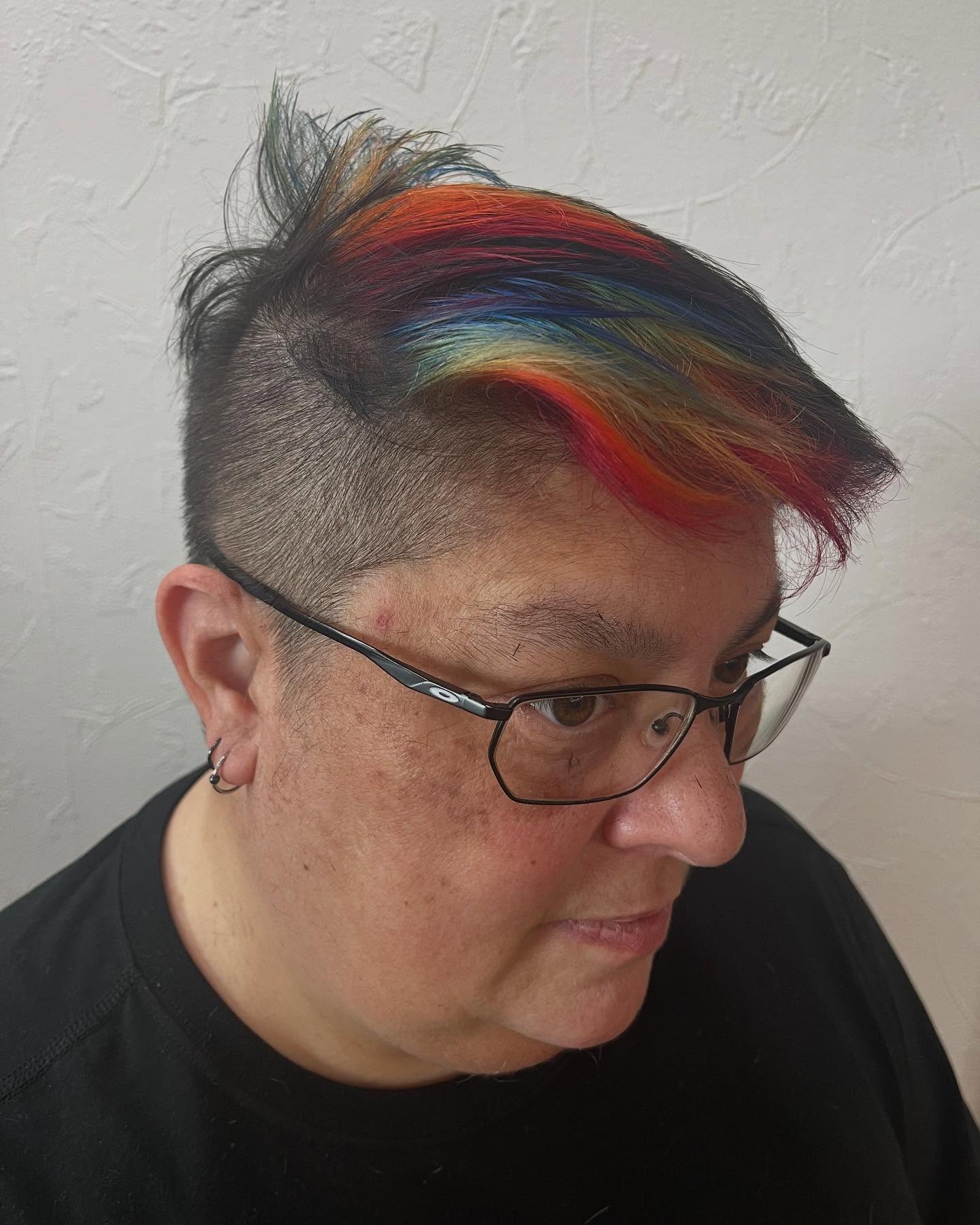 raqinbow-haircut-with-undercut