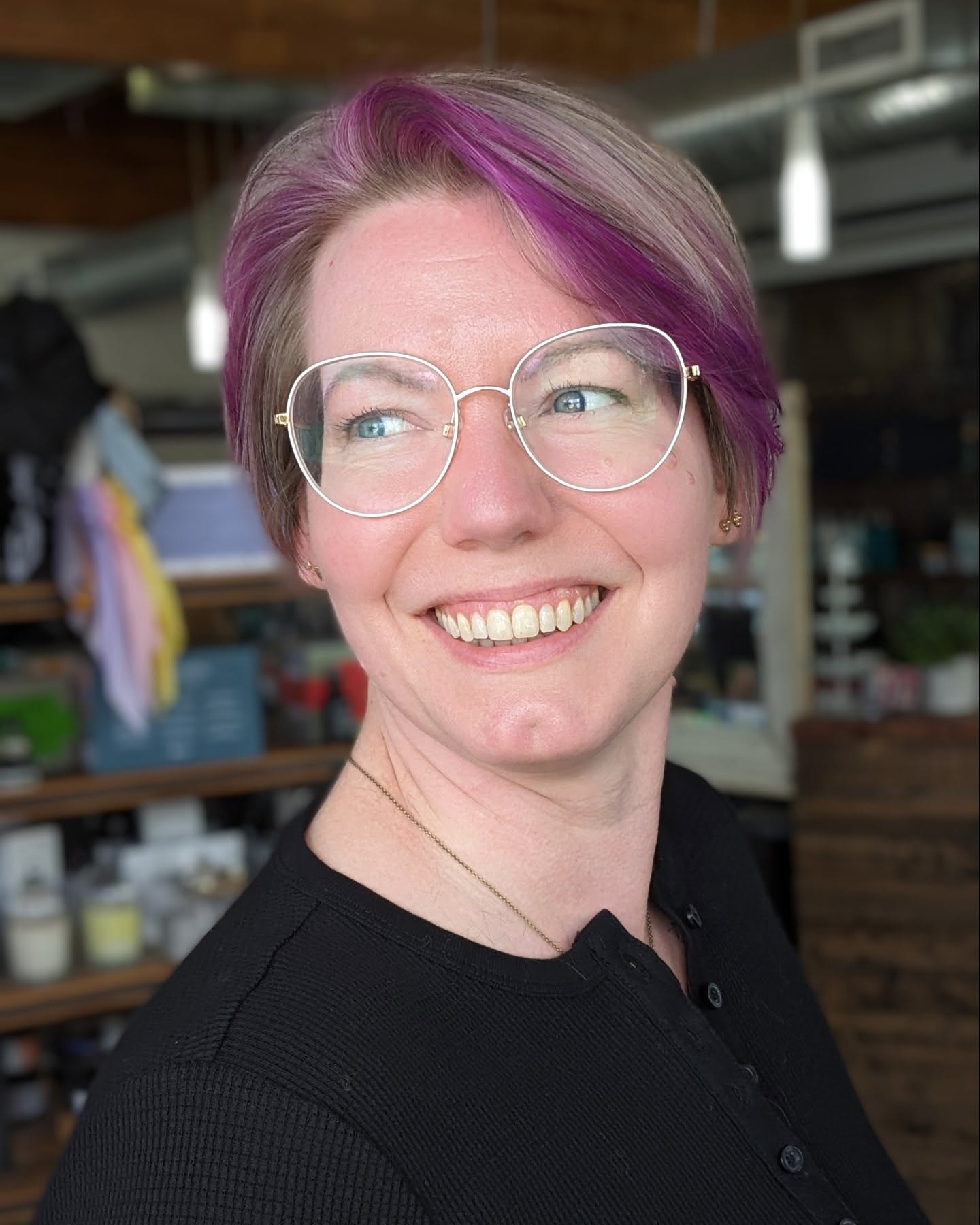 colored-purple-hair-over-50