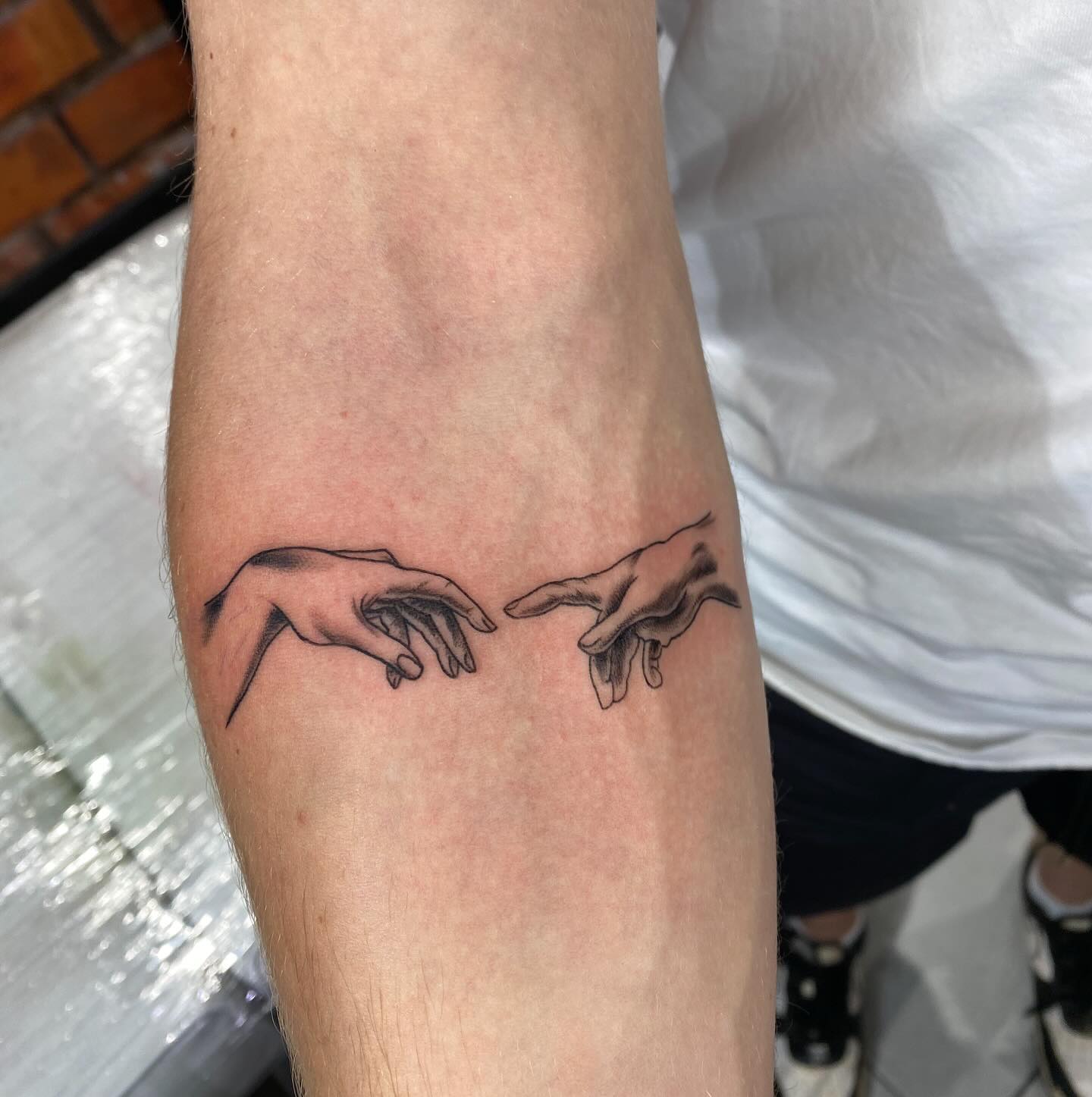 finger-tattoo