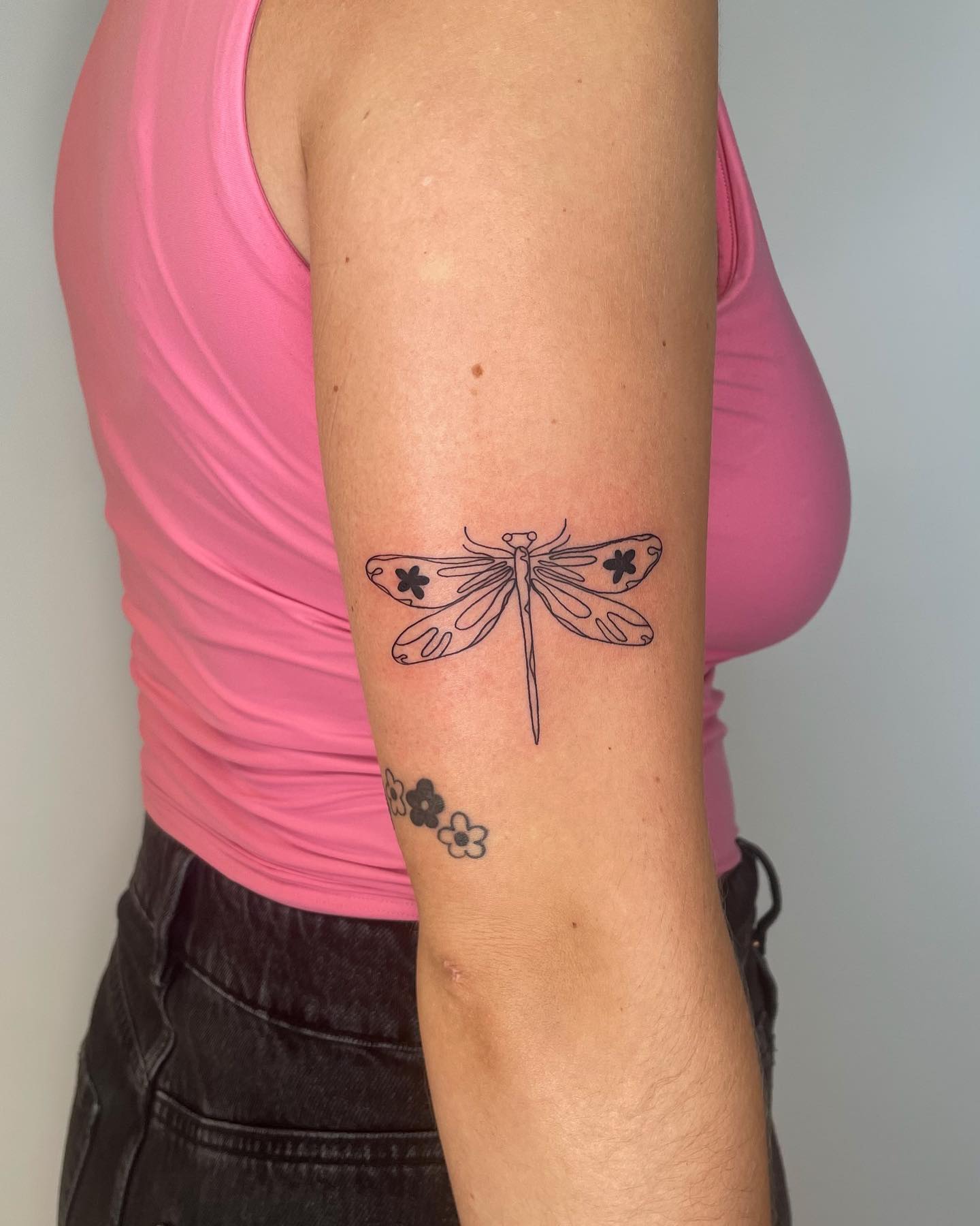 dragonfly-tattoo-with-symbol
