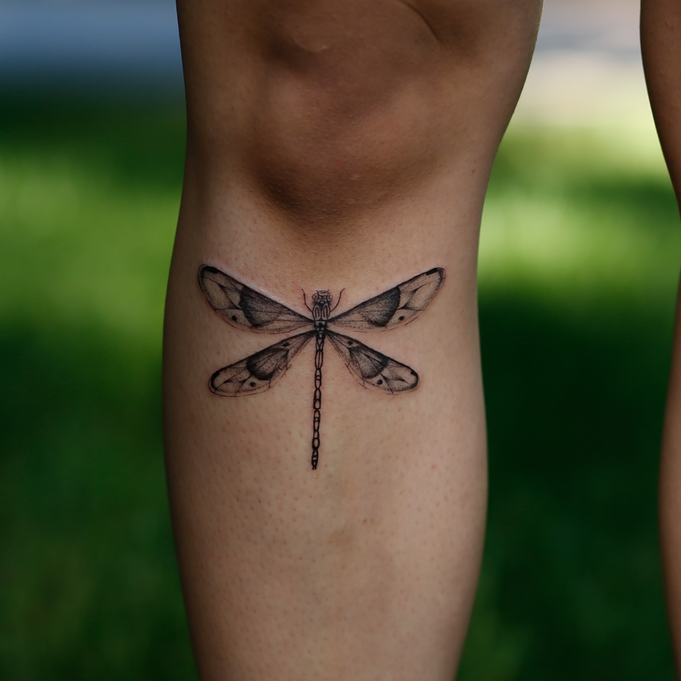 dragonfly-tattoo-o-leg
