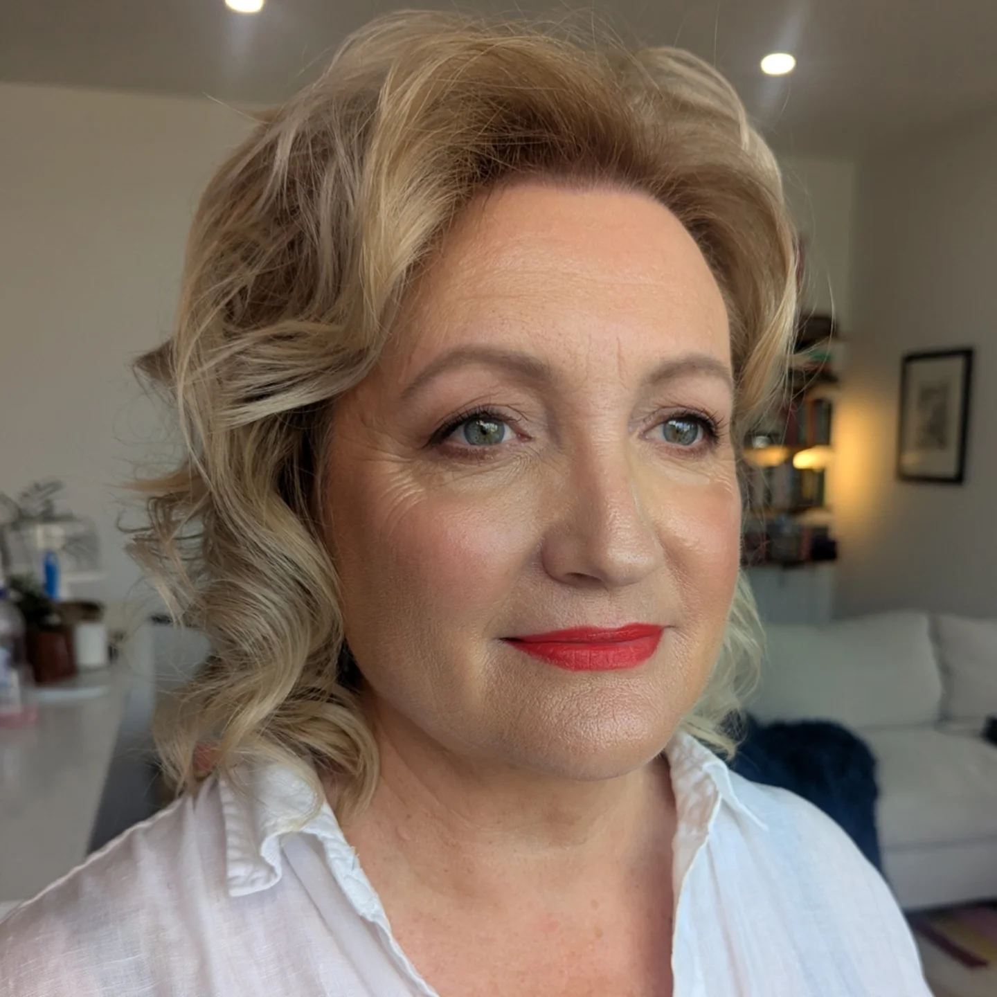 wavy-medium-hair