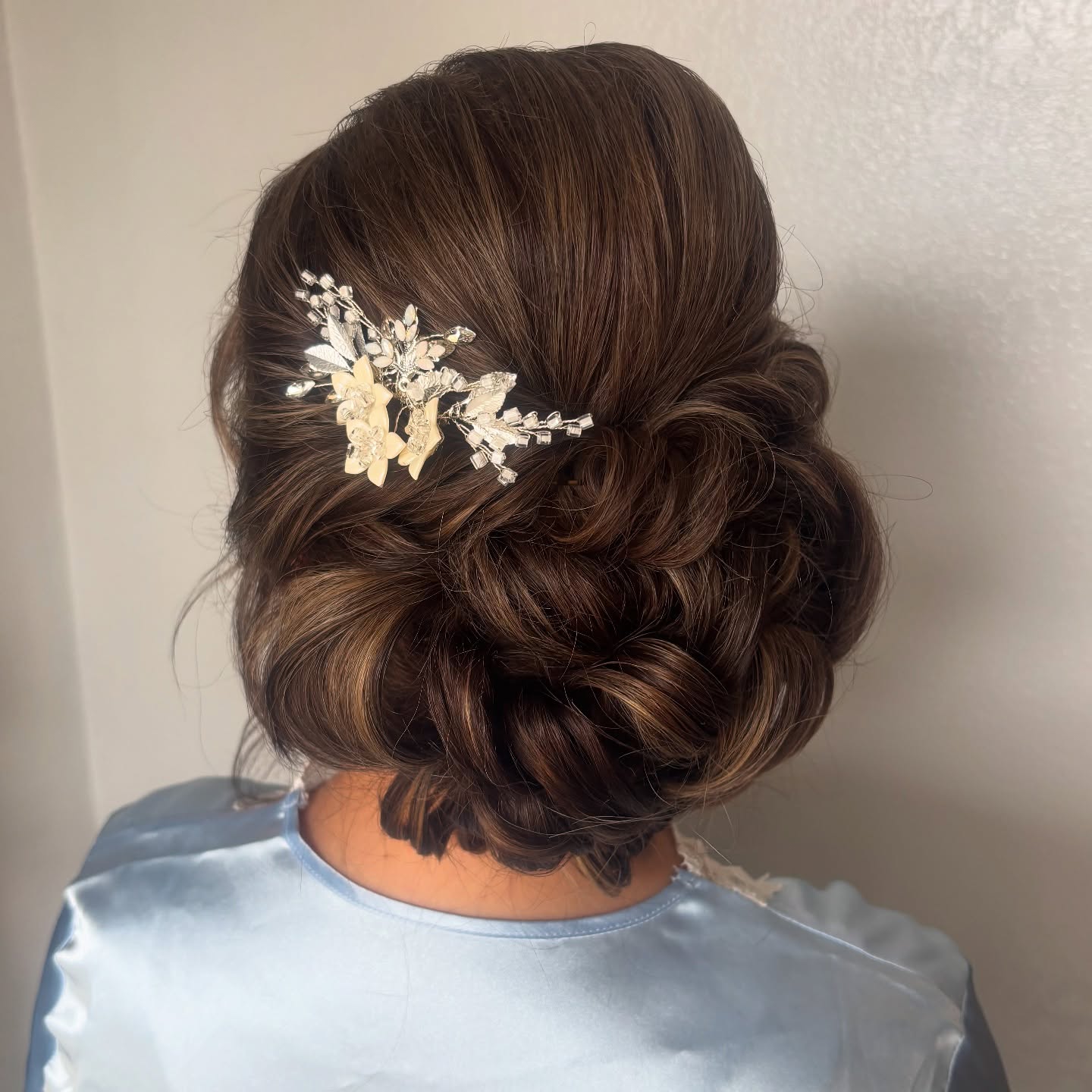 twists-with-low-bun