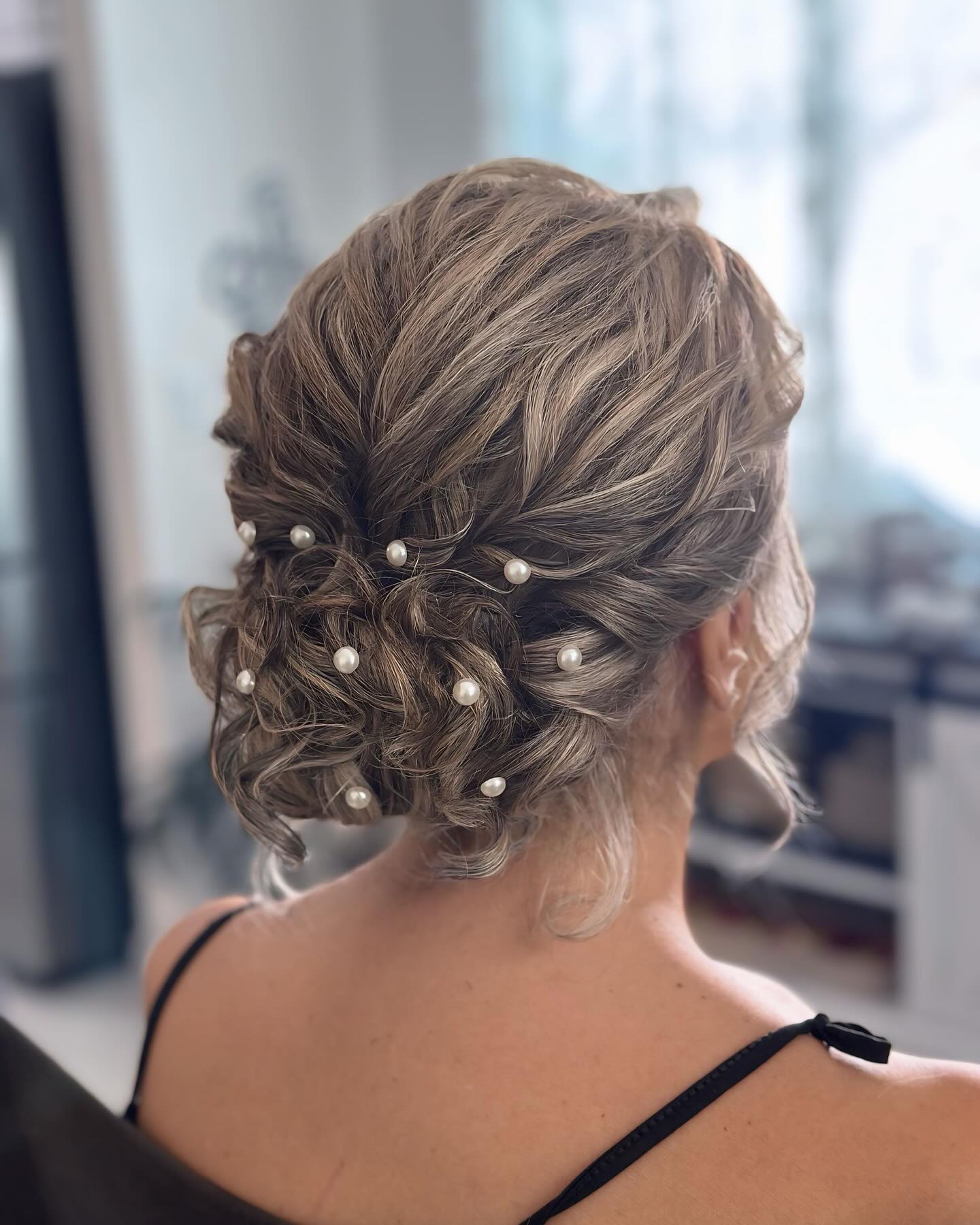 twists-with-highlights-and-waves