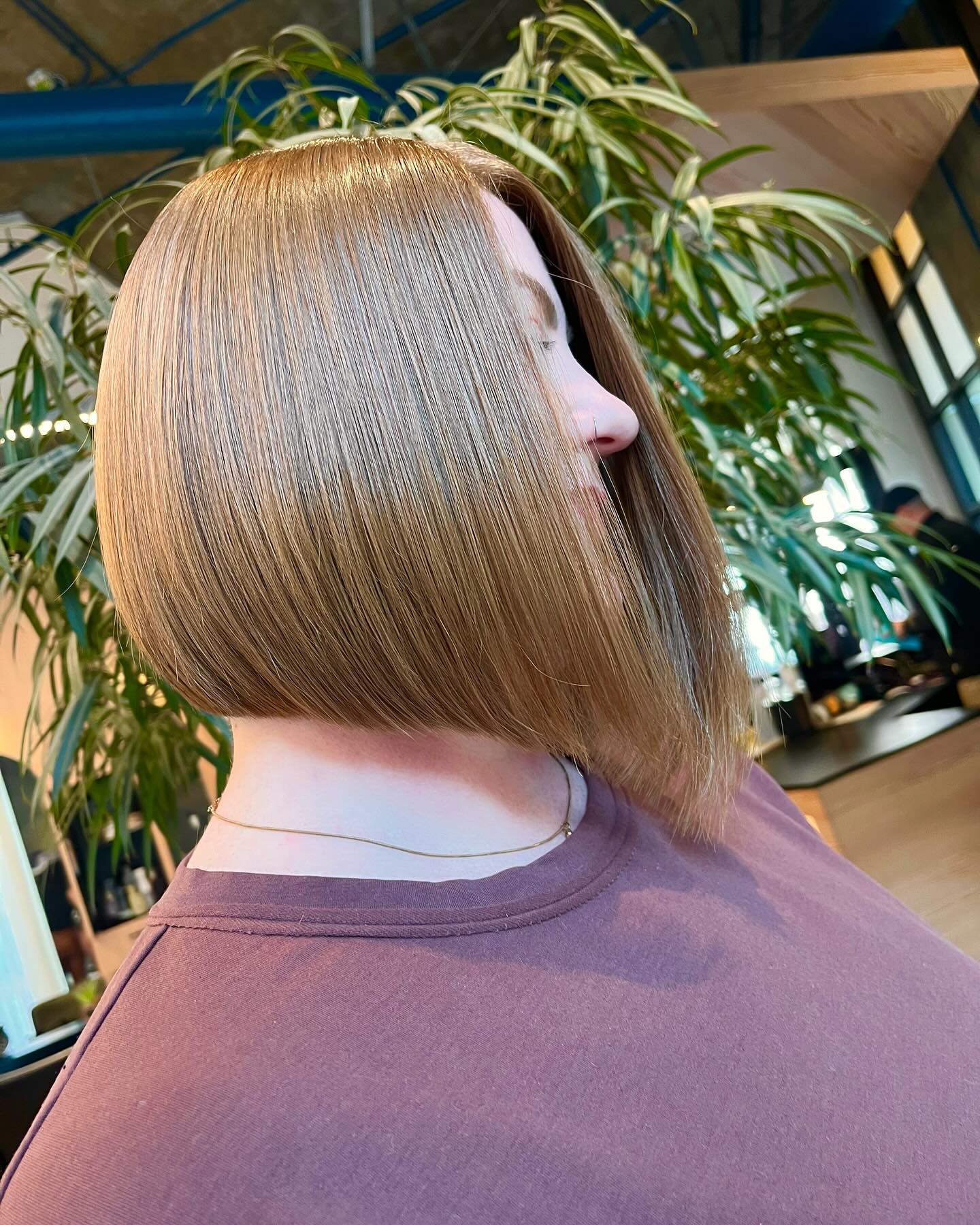 brown-hair-angled-bob