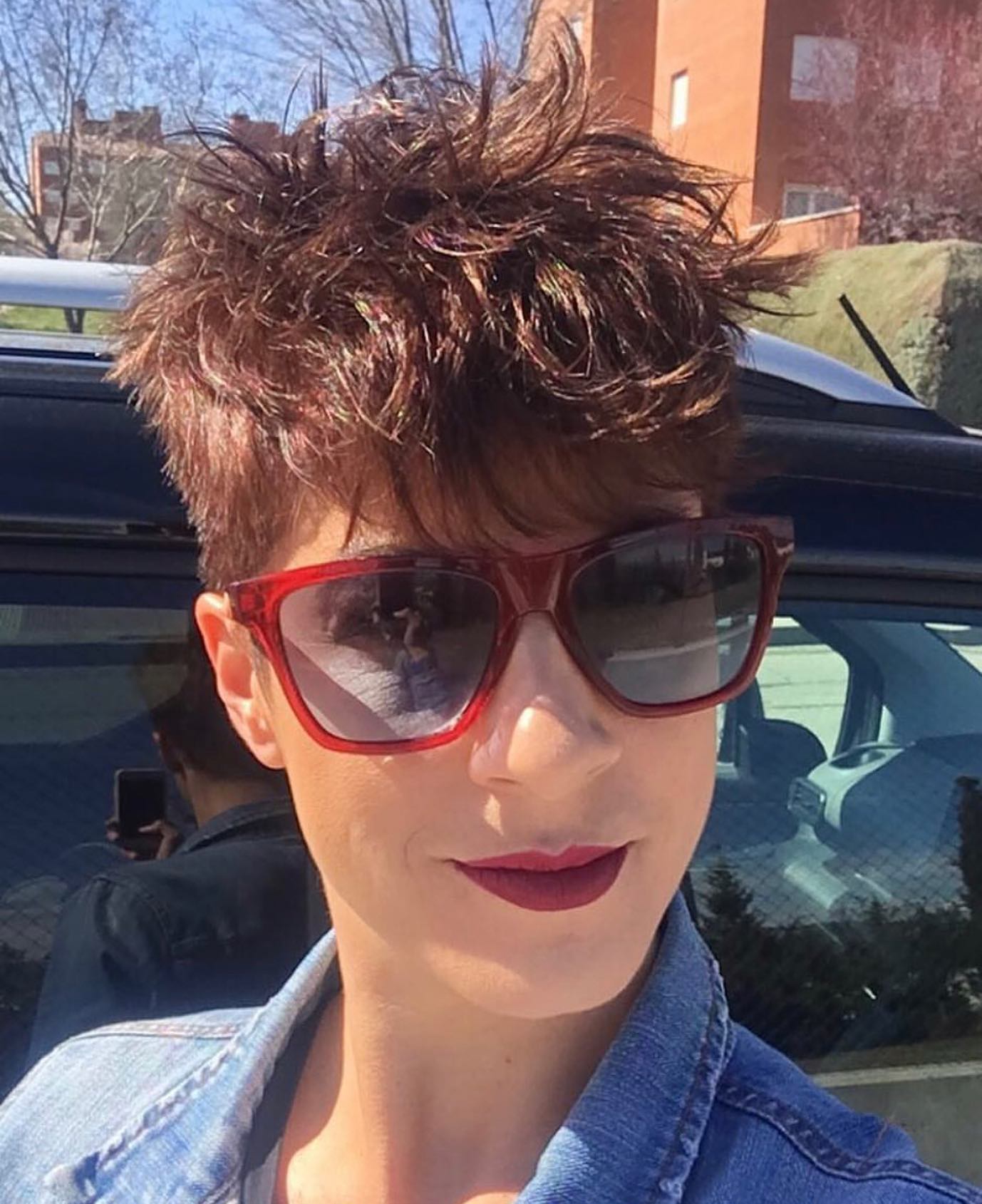 messy-pixie-with-glasses