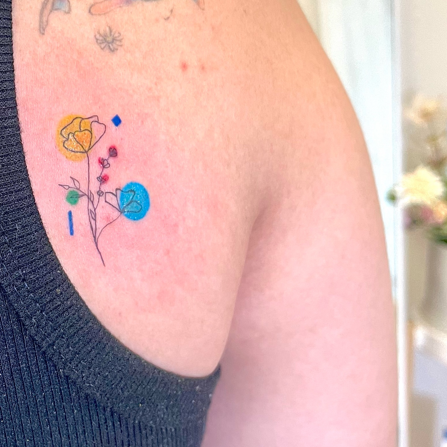 abstract-tattoo-on-back