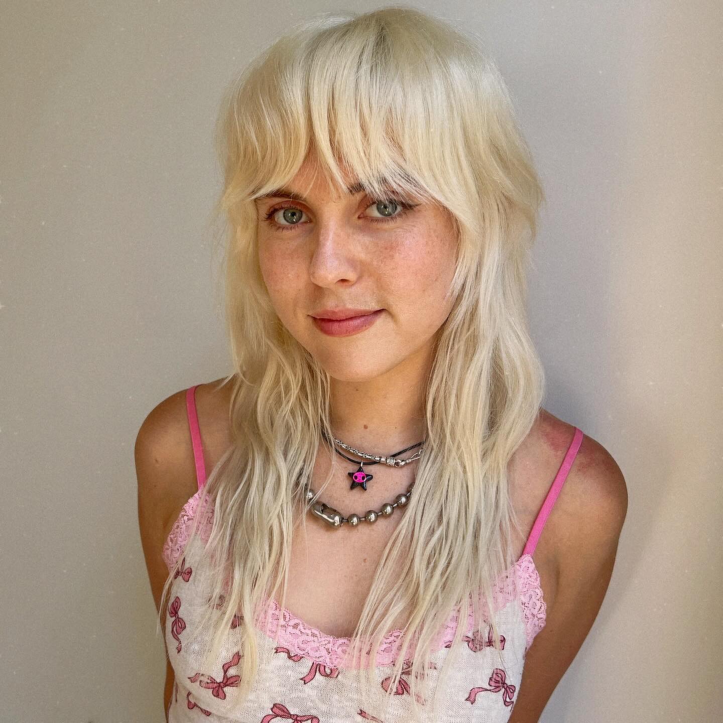 blonde-hair-face-framing-bangs