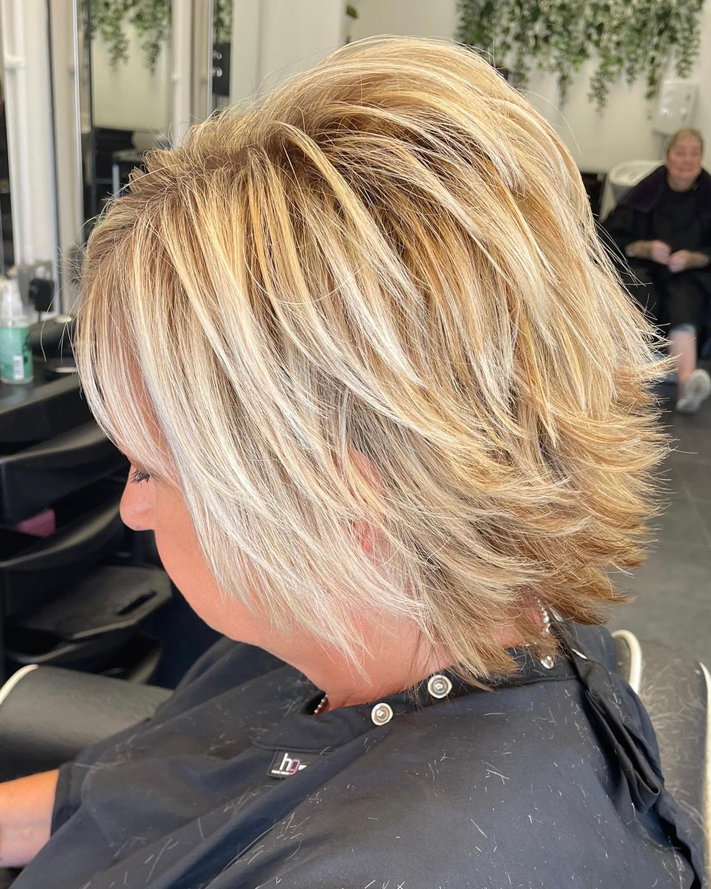blonde-short-choppy-hair