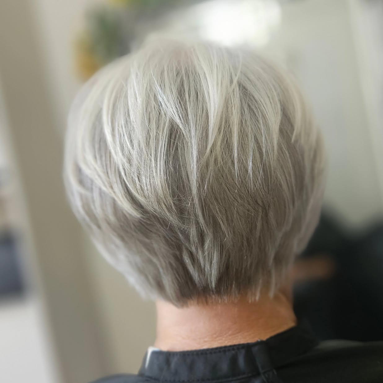 silver-choppy-haircut