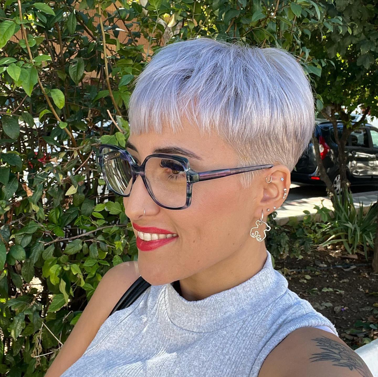platinum-blonde-pixie