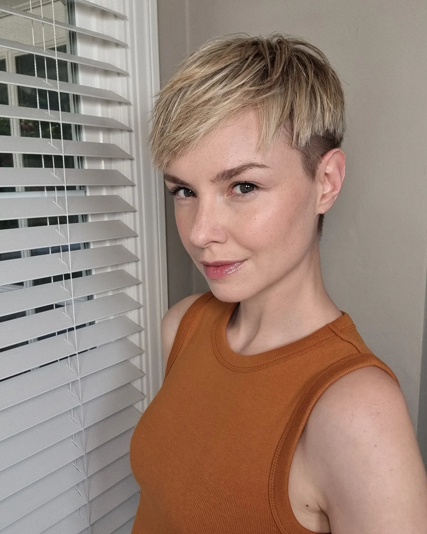 wispy-pixie-with-undercut