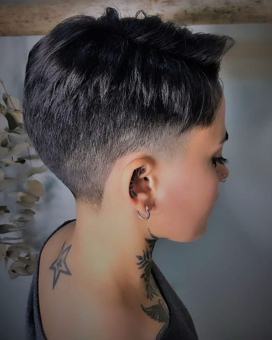 textured-black-pixie