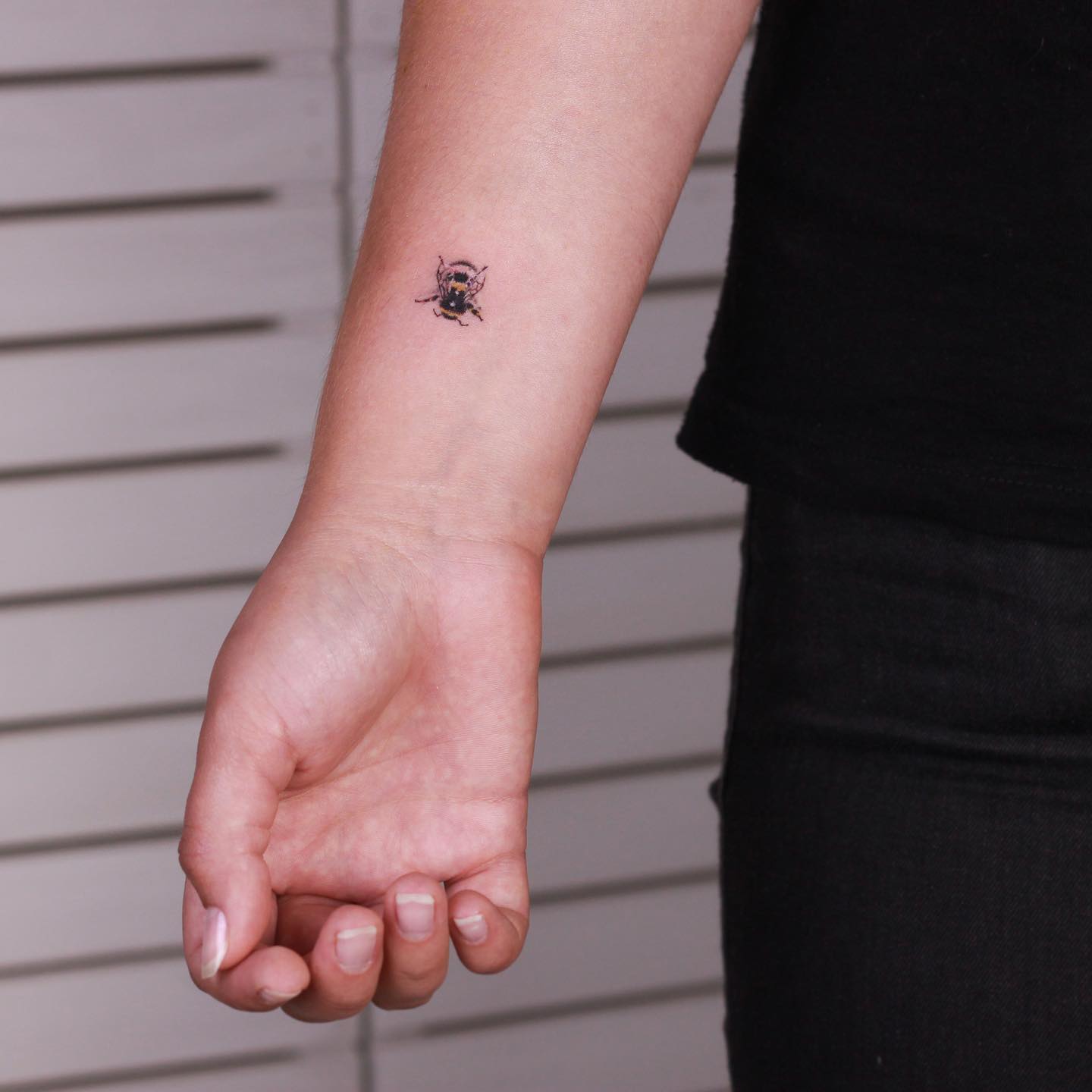 bee-tattoo