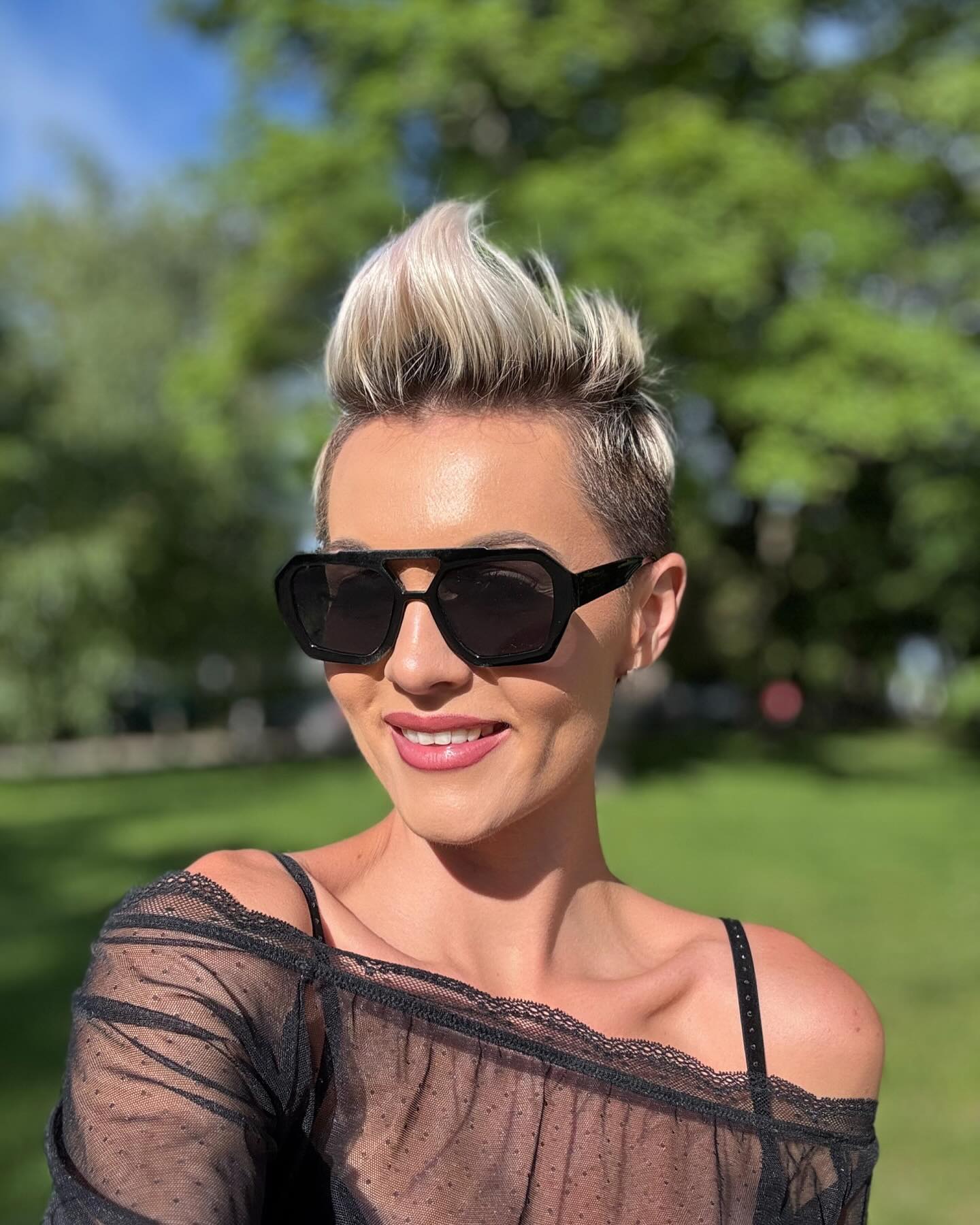 spiky-short-pixie