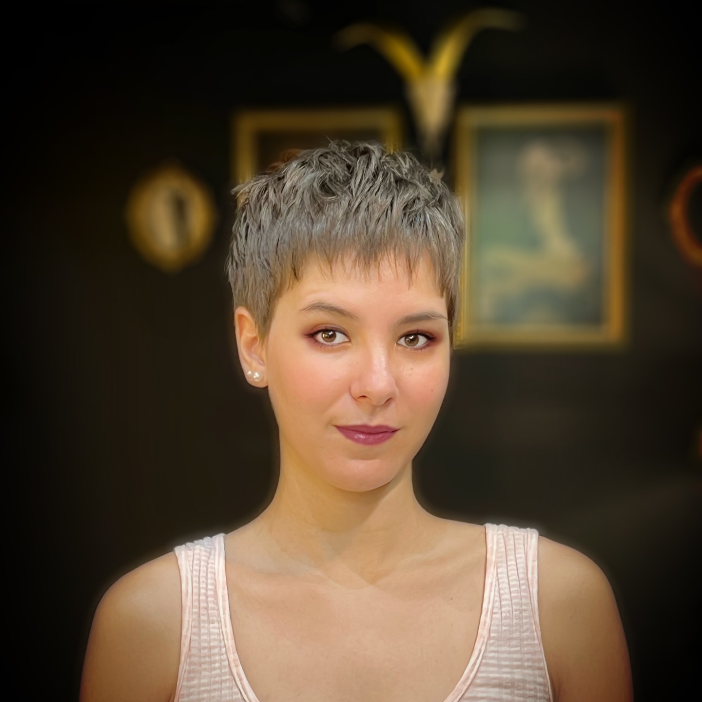 short-pixie-with-wispy-bangs