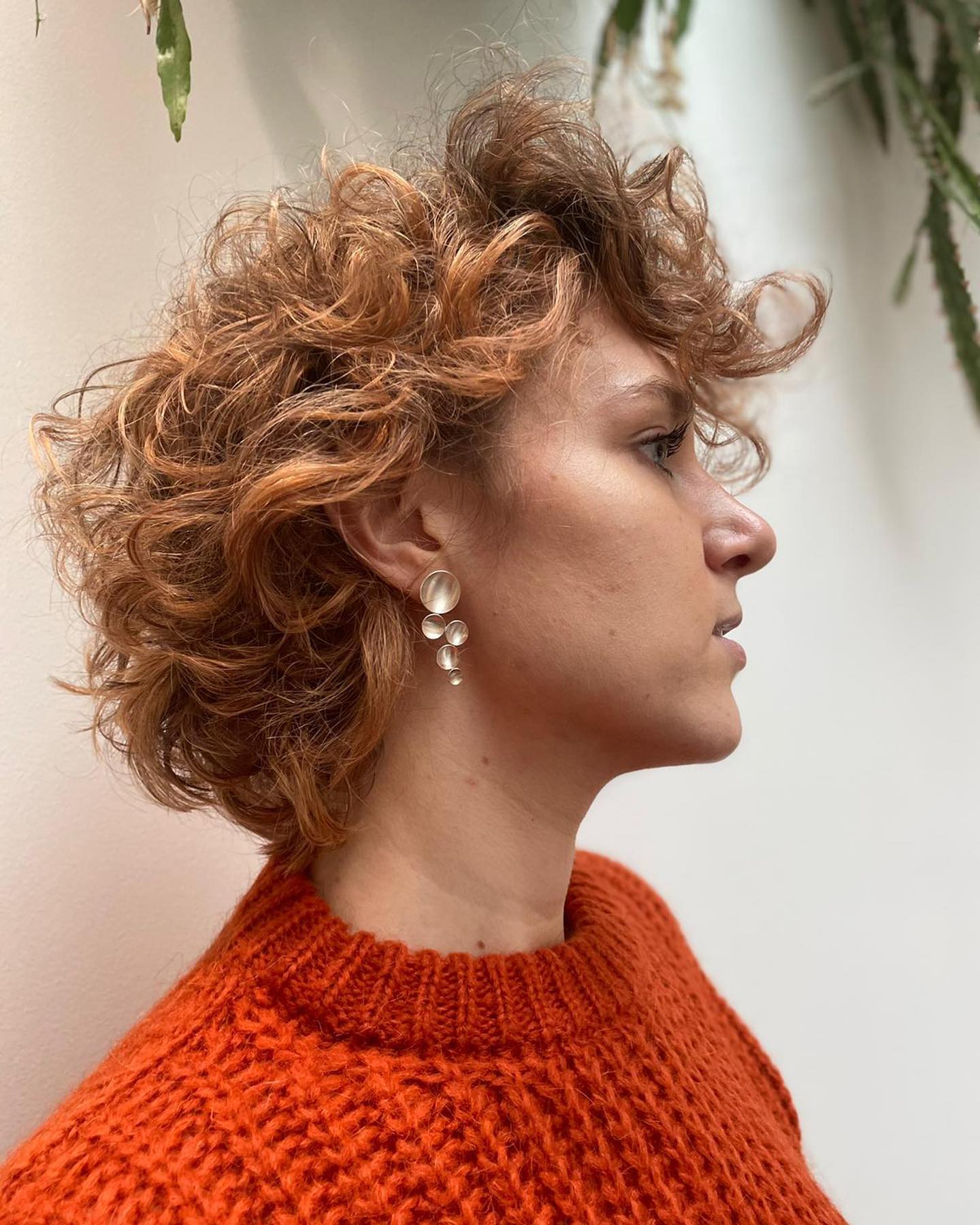 copper-blonde-curly-hair