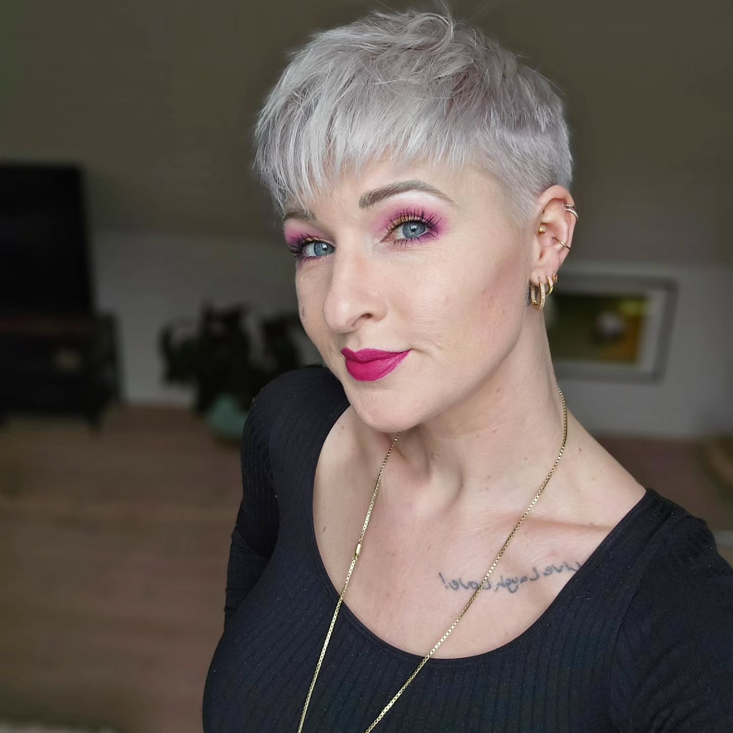 silver-short-hair