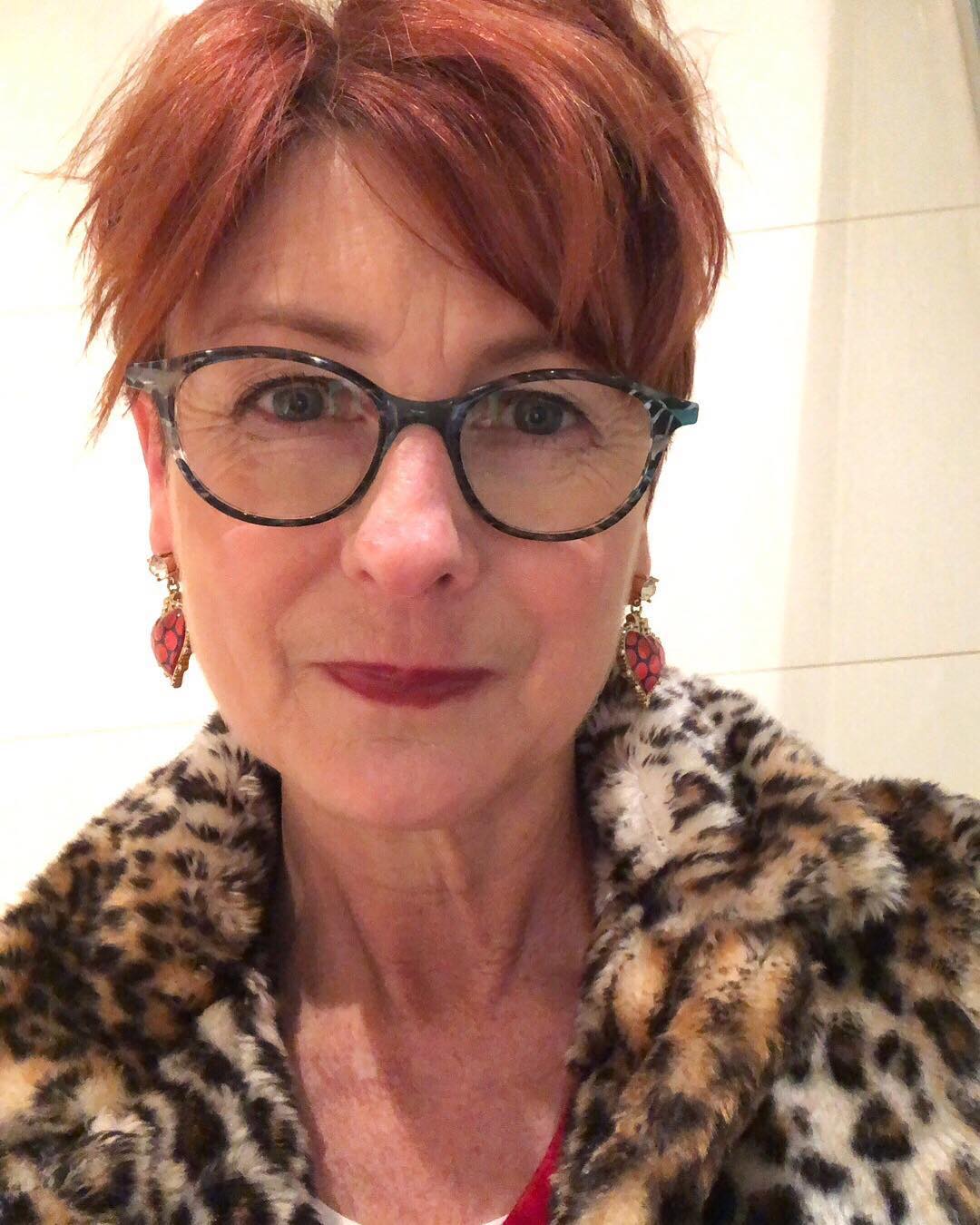 choppy-pixie-with-designer-glasses