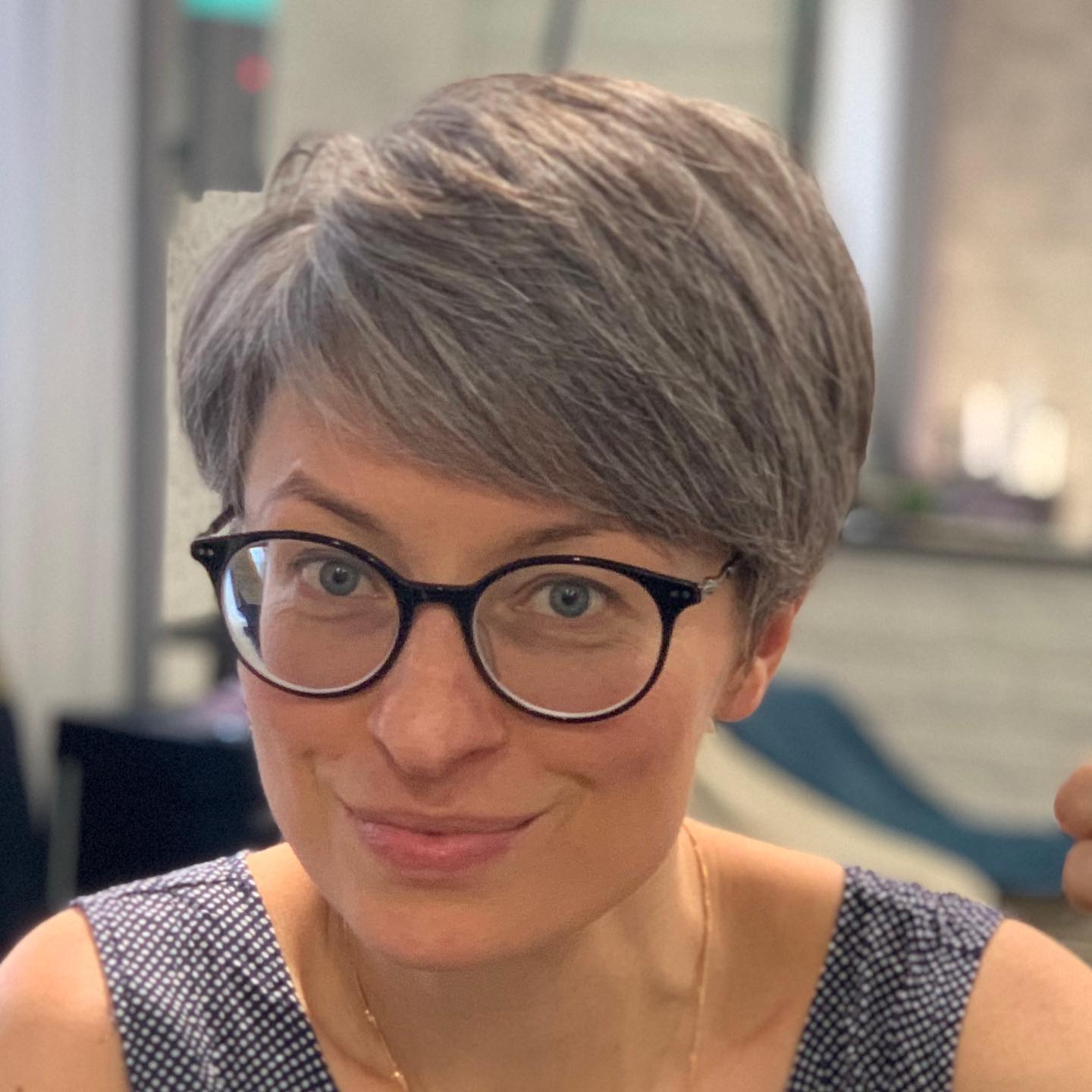 layered-pixie-with-sidebangs
