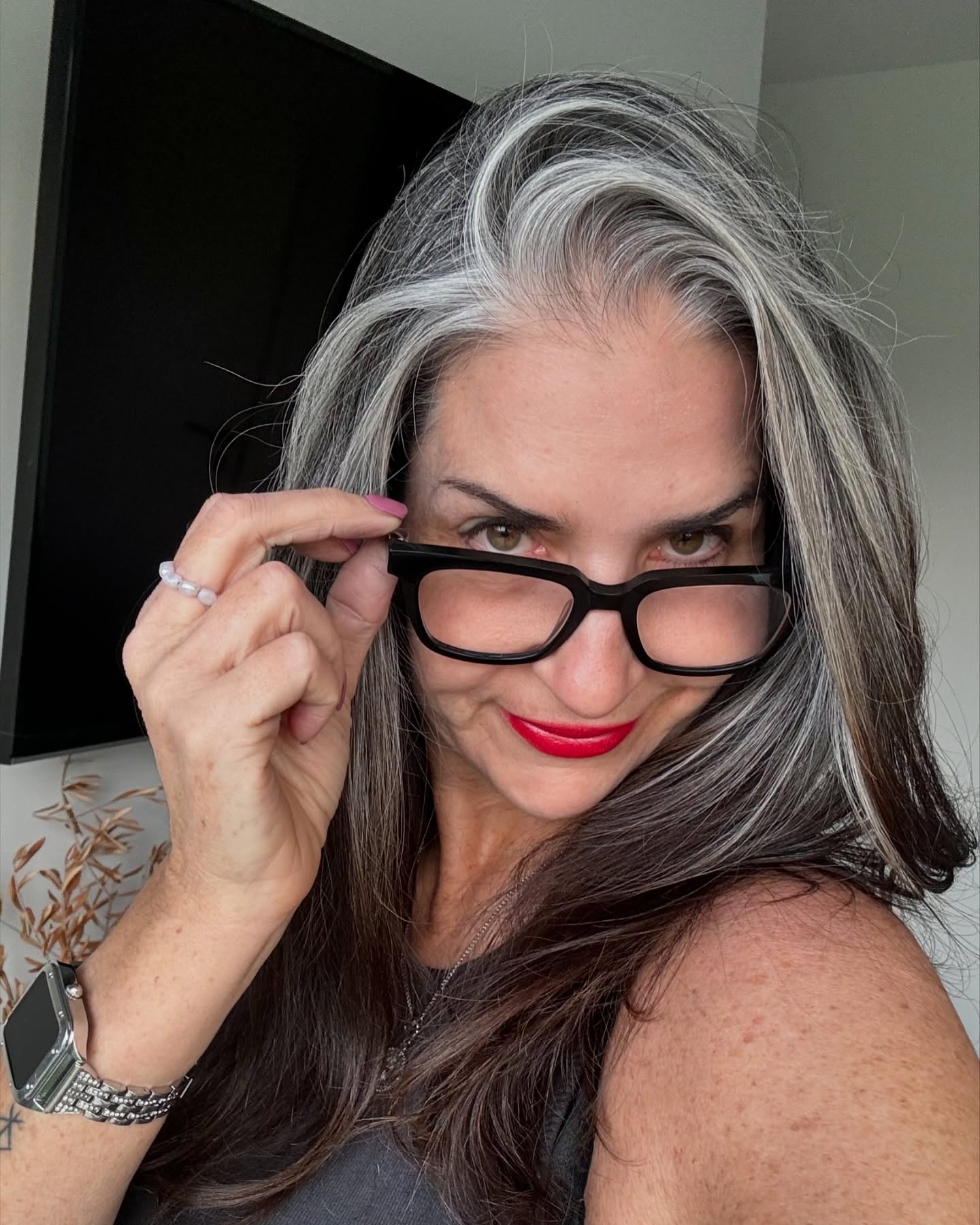 long-gray-hair-with-black-glasses