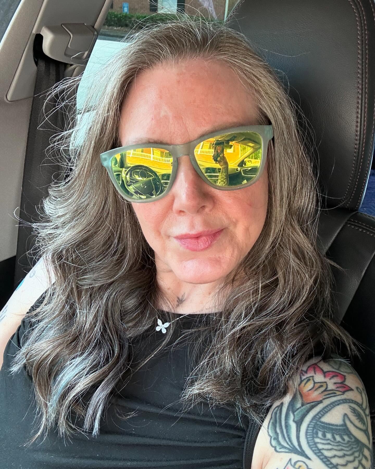 gray-medium-hair-with-green-glasses