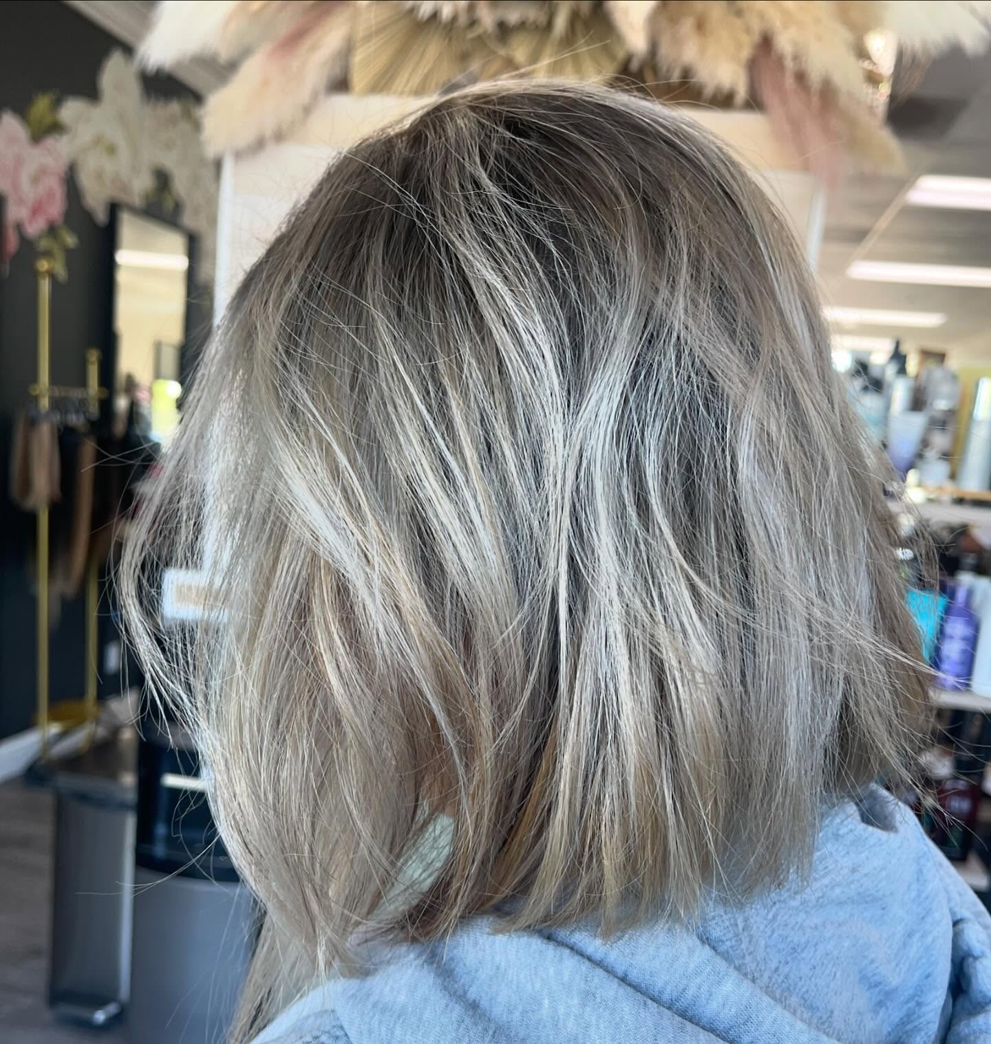 jaw-length-feathered-bob