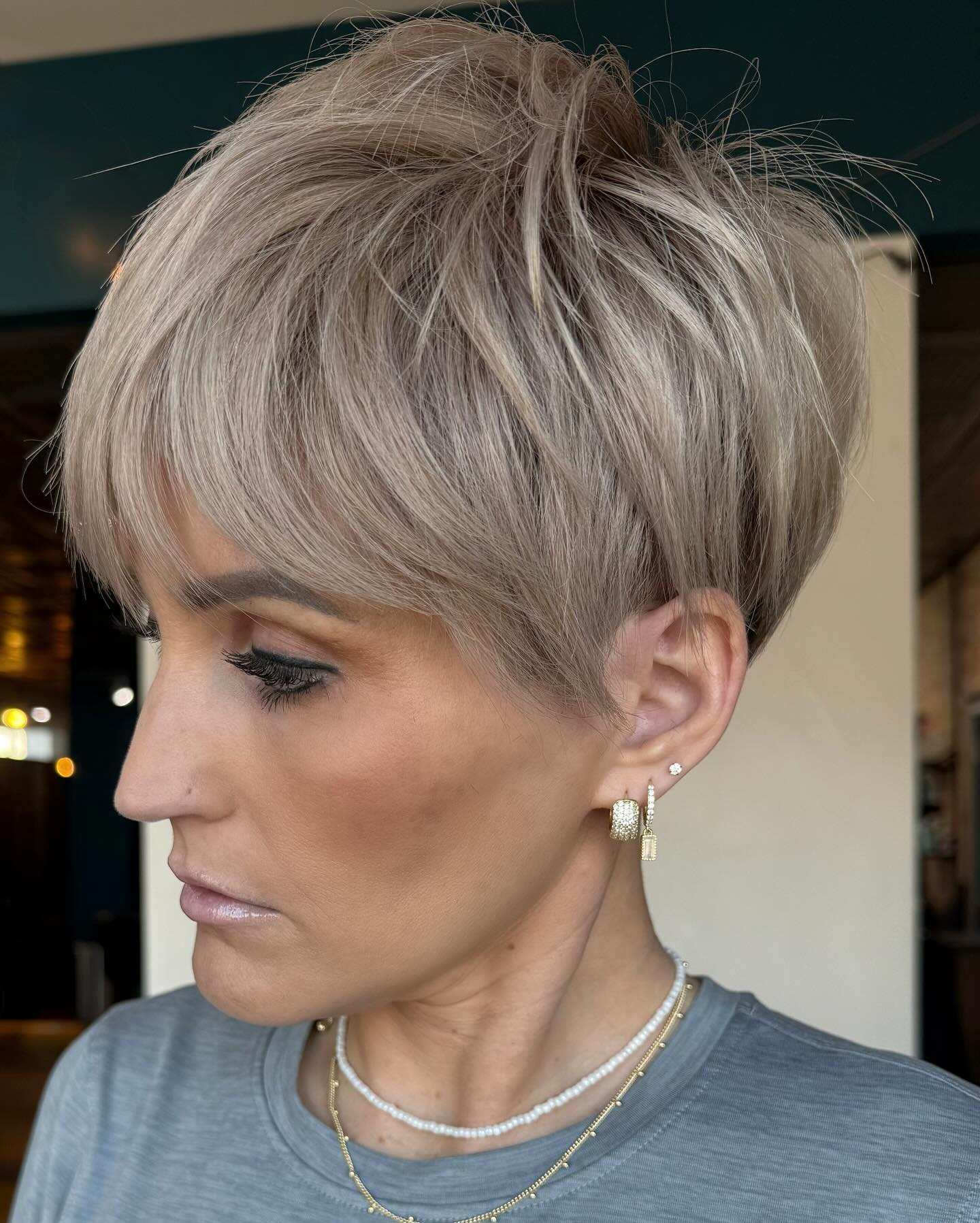 blonde-pixie