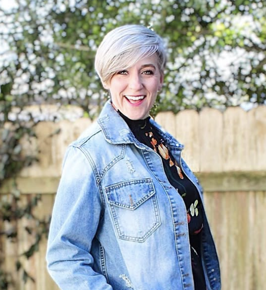 layered-gray-pixie