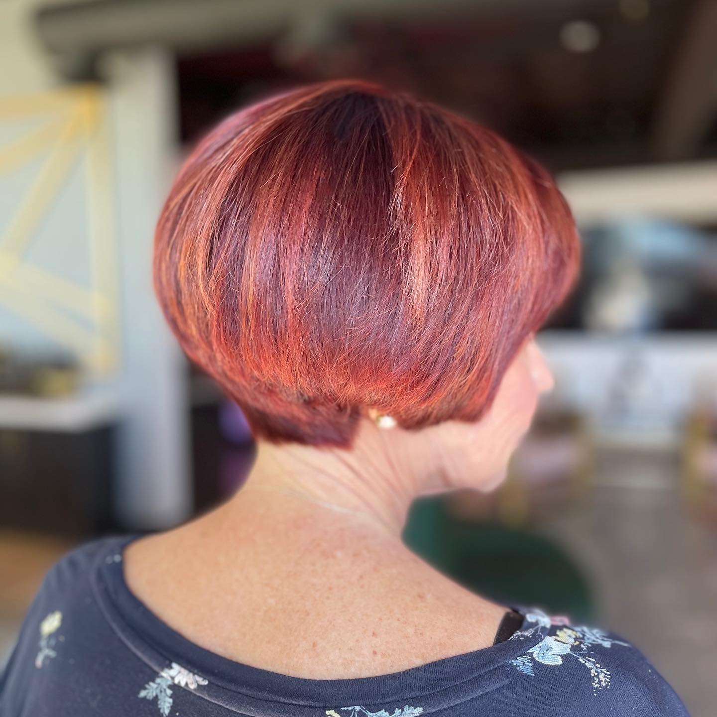 bob-with-pink-highlights