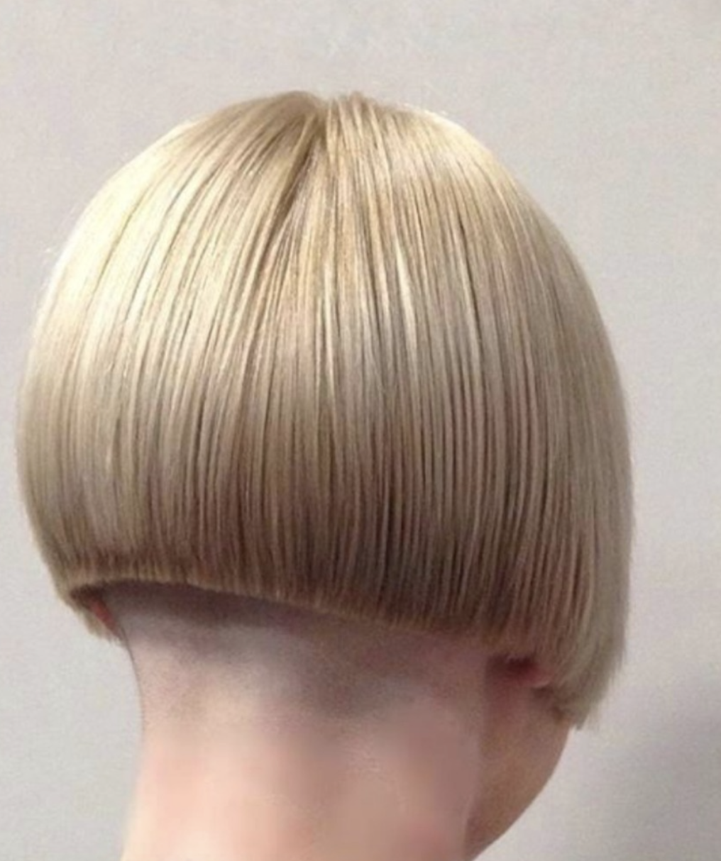 blunt-blonde-bob