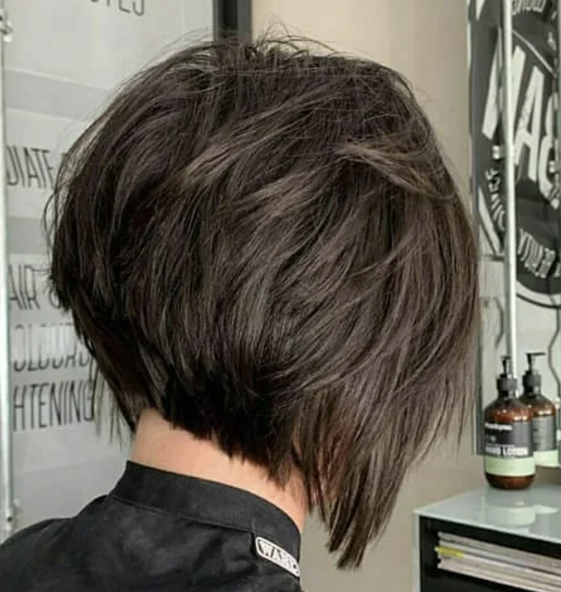 inverted-layered-bob