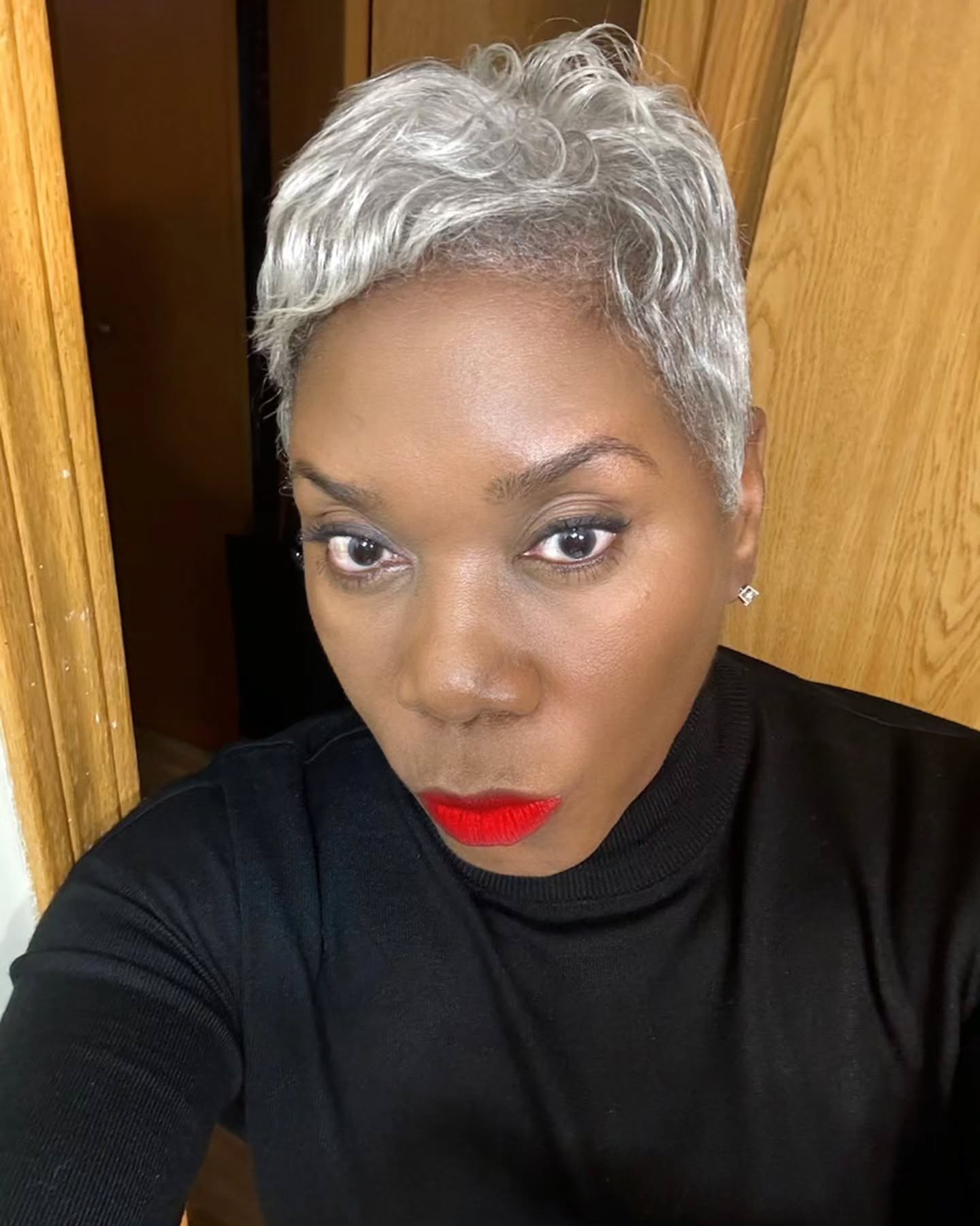 curly-gray-pixie