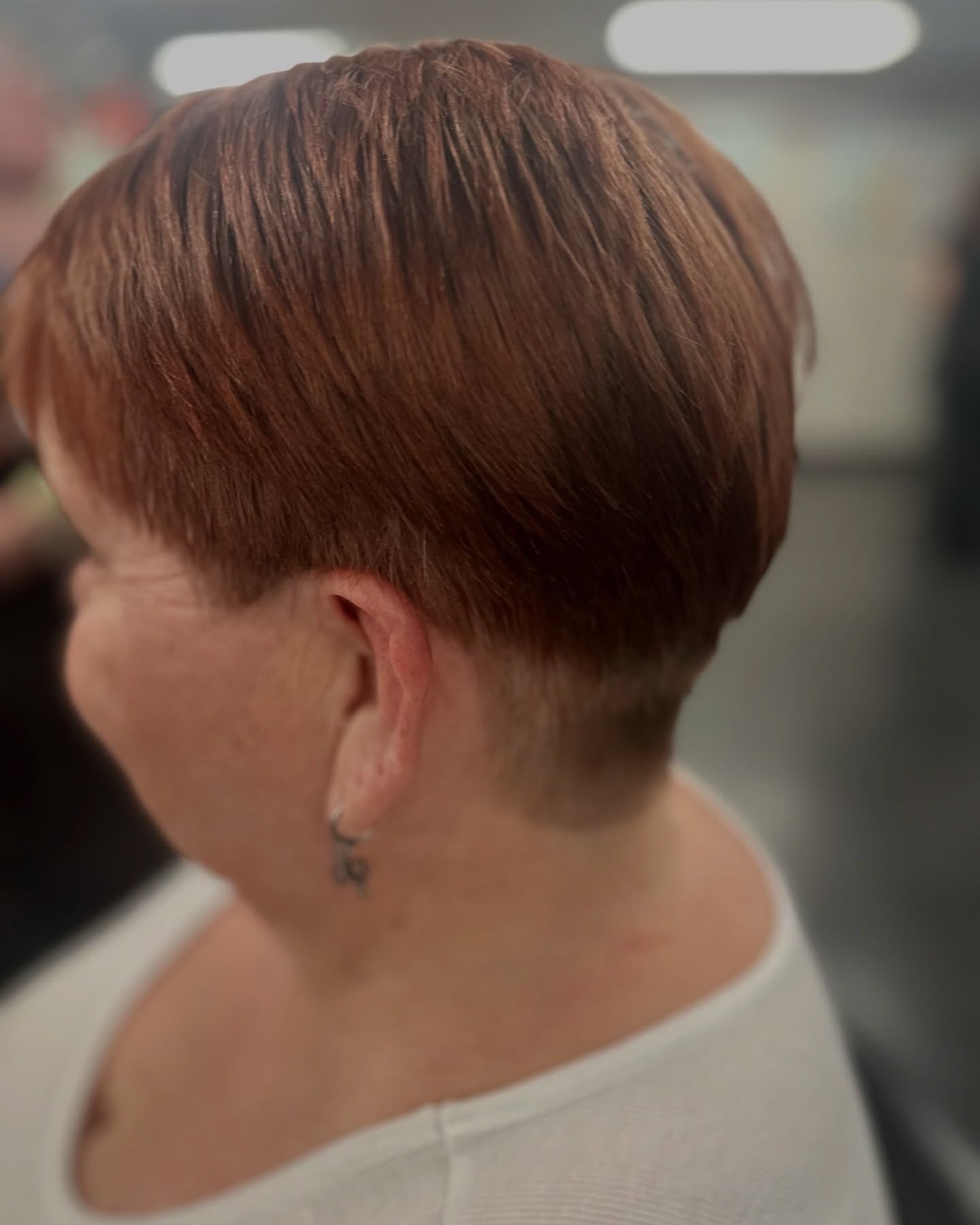 graduated-brown-pixie-cut