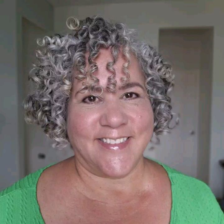 short-curly-gray-bob
