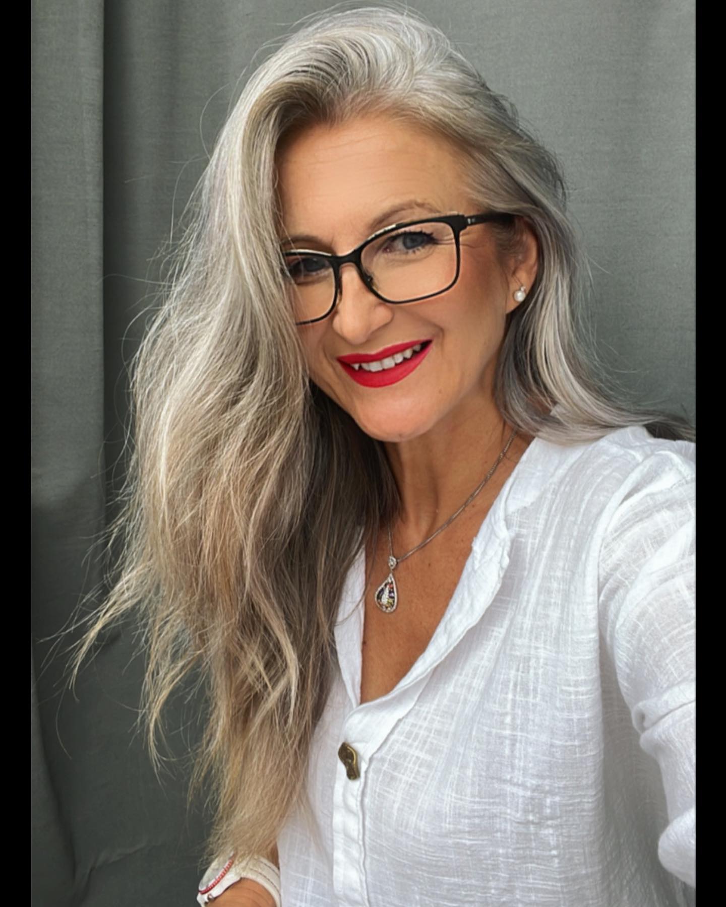 long-hair-with-glasses