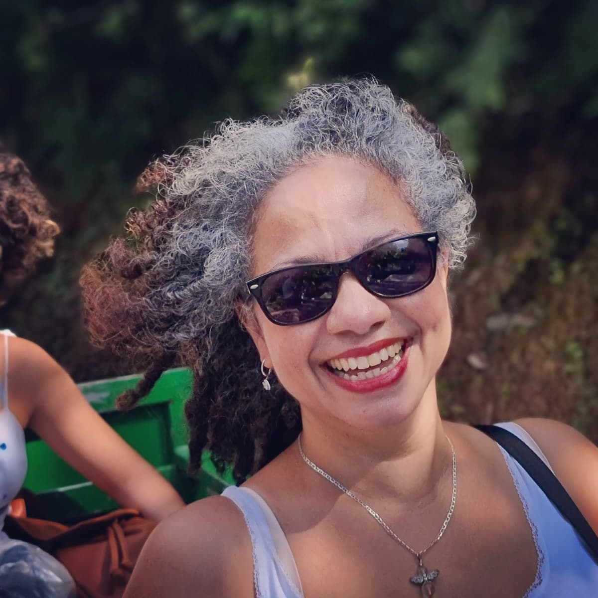 windblowncurlygreyhair