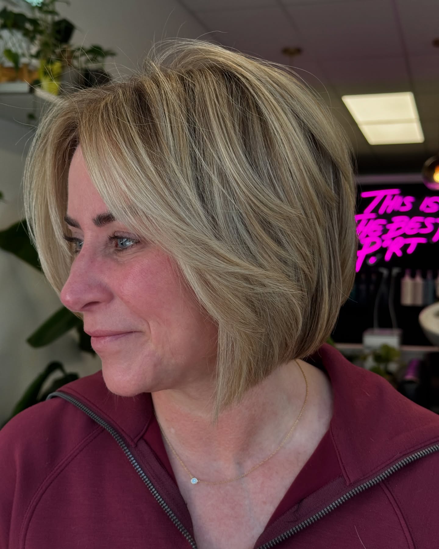 face-framing-layered-bob